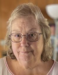 Pamela Hahn's Instagram, Twitter & Facebook