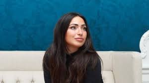 Lâlegül tv resmî facebook sayfasıdır. Hollanda Da Kitabi En Cok Satanlar Listesindeki Lale Gul Olum Tehditleri Yuzunden Tek Basima Sokaga Cikamiyorum Bbc News Turkce