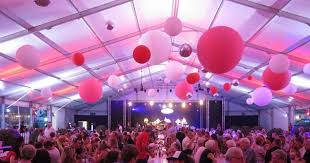 Une fête de la bière ou un festival de la bière est un évènement festif lié à la bière durant lequel un large choix de marques ou de types de bière est proposé à la simple dégustation ou à la consommation sérieuse. Les Fetes De La Biere 2017 En Alsace Coze Agenda Culturel Alsacien