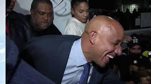 Brian DePeña se declara ganador de la contienda por la alcaldía de Lawrence