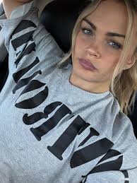 Here before all the Pam archer comments #gym #lift #flex #fitness #muscles  #gymgirl