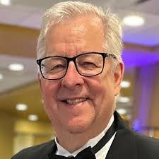 David Whitcomb's Instagram, Twitter & Facebook