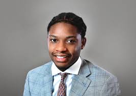 Alumnus Don Calloway Inspires Class of 2029 at Torch Lighting Ceremony ✨  The glow of 2,000 candles lit up The Hill as AAMU welcomed the Class of  2029 during the Freshman Torch