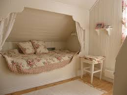 Over the time it has been ranked as high as 2 969 in the world, while most of its traffic comes from norway, where it reached as high as 10 position. Underholdning Tv2 No Shabby Bedroom Bed Nook Alcove Bed
