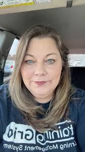 Dana Bernhard's Instagram, Twitter & Facebook