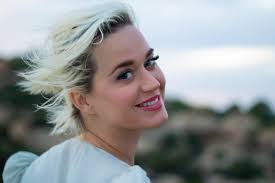 Katy perry and fiance orlando bloom are settling into life as parents of a baby girl. Katy Perry S New Single Daisies Already Has Fans Theorizing About Baby Names Women S World Today