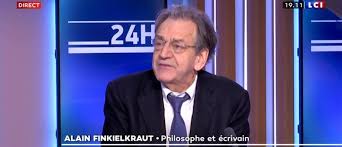 Un incident qui a provoqué. Q2qaal 9u1m8xm