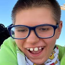 Ethan Ready's Instagram, Twitter & Facebook