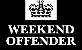 Dostojnyj Assortiment Odezhdy I Aksessuarov Ot Britanskogo Brenda Weekend Offender Predstavlen Na Nashem Sajte Http Bola Kaki Desain Logo Bisnis Desain Logo