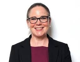 Lesley Wilkinson's Instagram, Twitter & Facebook