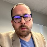 2100+ "Richard D." profiles