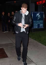 Celebrities Wearing Air Jordan 4 Bred Sneakers Streetwear Air Jordans Retro Air Jordan 4 Bred Jordan Retro 4 Mens