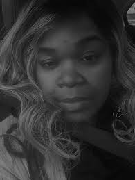 April Simmons (@april.armstrong.52) • Facebook