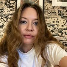 This Diary (World) Belongs to Molly and Jonny : Clark, Laura: Amazon.co.uk:  Books