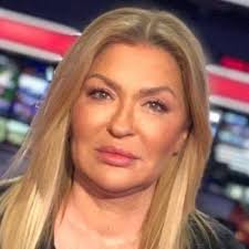 سلوى المطيري وفاة الاعلامية اللبنانية الشهيرة ومذيعة اخبار العربية الحدث نجوى قاسم رحمها الله سألين المولى عز وجل ان يتغمدها برحمته Facebook