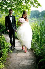 Maybe you would like to learn more about one of these? Mein Brautkleid Die Accessoires Und Der Brautstrauss Josie Loves