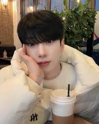 everyone me Aruna, can we be friends????