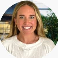 Jacqueline Lenhart's Instagram, Twitter & Facebook