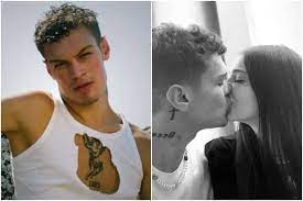 Da circa un anno e mezzo il cantante diciottenne è fidanzato con giulia lisioli, una ragazza del bresciano come lui che non ha nulla a che . I 1hv7eermo0pm