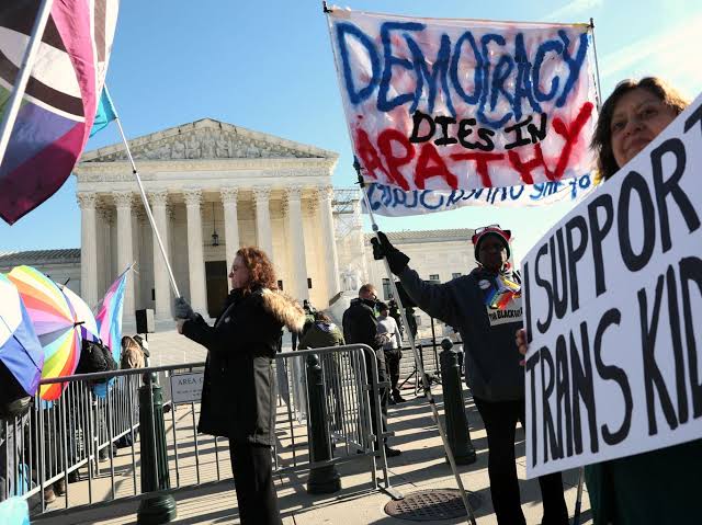 Trump signs executive order to defund youth gender-affirming care