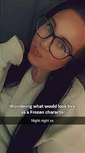 Danielle Collingwood's Instagram, Twitter & Facebook