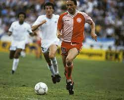 Dos disparos desde la frontal que despeja la zaga belga metiendo el cuerpo. Pin On 1986 World Cup Finals