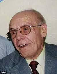 Eric Croxton's Instagram, Twitter & Facebook