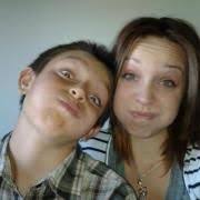 Amanda Gatchell's Instagram, Twitter & Facebook