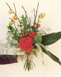 Flora Design Studio One Of The Most Unique Flower Arrangements We Have Ever Seen Floradesignstudio Michellesbride Flashesofdelight