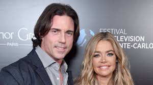 Denise lee richards on february 17, 1971 in downers grove, illinois) is an american actress and former fashion model. The Truth About Denise Richards Husband Aaron Phypers