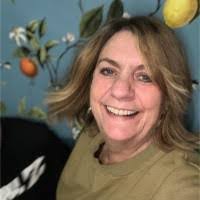 Cheryl Badger's Instagram, Twitter & Facebook