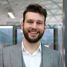 Learn about the Mentors helping entrepreneurs in our program