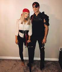 Couples Diy Halloween Costume Pirates Couples Costumes Pirate Halloween Costumes College Halloween Costumes Couples