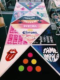 It comprises of an attached ball rack and six pong balls. Decorated Beer Pong Table Corona Beer Painting Beer Pong Table Beer Pong Table Painted Beer Pong Table Designs Diy Beer Pong Table