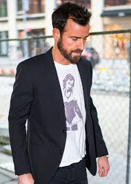 Russell Brand Got A Blowout And Now Looks Like A Different Human Tan Guys Justin Theroux Mens Outfits