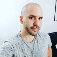 Daniel Kastl's Instagram, Twitter & Facebook