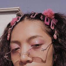 Pin Yellowsunrose 90s Hairstyles Hair Clips Aesthetic Hair Clips