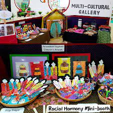 It is observed on the 21st of july every year, with most activities organised by schools and grassroots organisations, including religious groups. Racial Harmony Mini Gallery Harmony Day Harmony Day Activities Cultural Crafts
