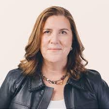 Ashlie Wallace's Instagram, Twitter & Facebook