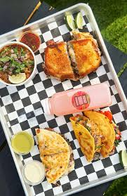 The Birria Queen (Food Truck) — Taco restaurant food truck in Houston, Texas