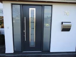 The Impressive Trendy Front Doors Aluminium Entrance Doors Uk Google Search Doors Windows Is One Of Th Contemporary Front Doors House Front Door Front Doors Uk