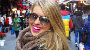 Amy Lyons: How Australian woman became Chinese social media star