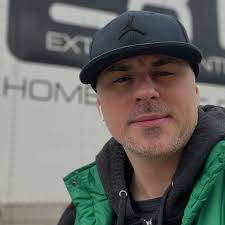 Extra Mile: Seamless Logistics Solutions