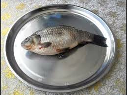 как быстро почистить окуня от чешуи в домашних условиях Kak Pochistit Karasya I Ne Zamarat Kuhnyu Youtube