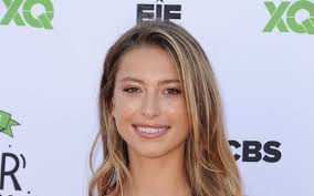 Conheça Eve Jobs, filha caçula de Steve Jobs que fez meme criticando iPhone  14