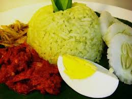 Nasi lemak adalah antara makanan yang paling digemari di malaysia. Resepi Nasi Lemak Hijau Pandan