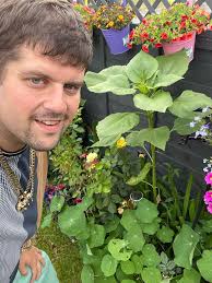 Tonight's blooms and pictures to show you how much I have planted❤️