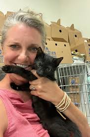 Juice is still looking for his forever home just in time for the holidays!  🎄 he's a playful 11 month old pup, but loves to wind down by cuddling