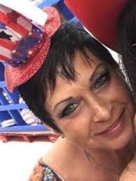 Jo Mudge's Instagram, Twitter & Facebook