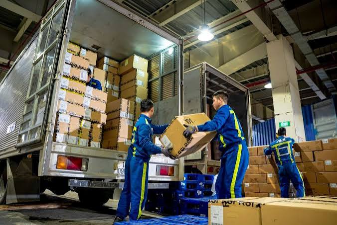 Vận chuyển thiết bị cơ khí từ Bình Dương đi Quảng Ninh bằng đường bộ